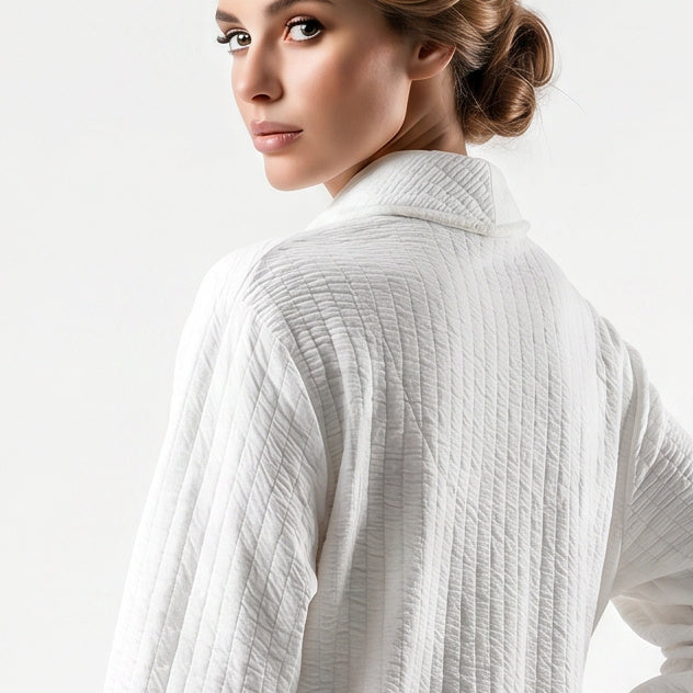 Eileen West Short Robe Long Sleeve With Button Waltz 42" -CAE40067